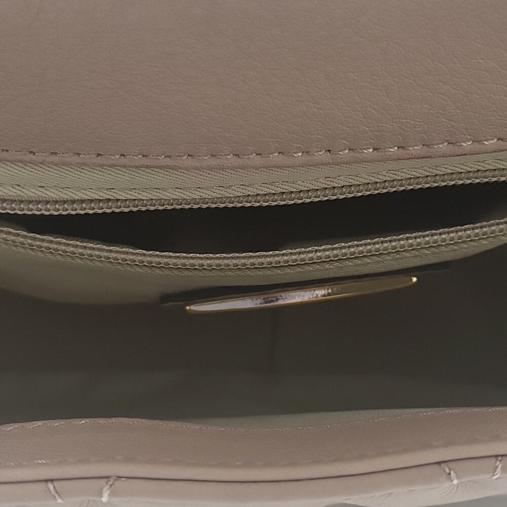 Valentino by Mario Valentino Antoinette Studs Dusty Pink Leather Bag NWT Italy - Picture 15 of 15